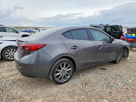 2018 Mazda 3, VIN 3MZBN1V3XJM249808. Фото 3 з 6 з аукціону Copart. Каталог авто зі США OpenDataCar.