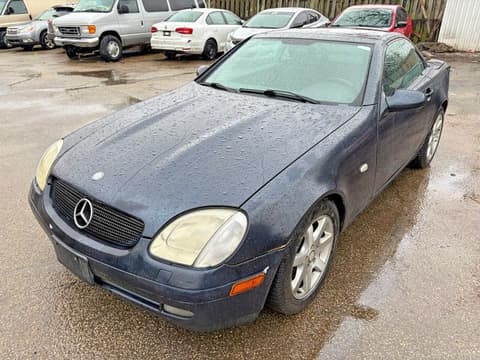 1998 Mercedes-benz SLK-Class, VIN WDBKK47F2WF049774. Фото 2 з 6 з аукціону Copart. Каталог авто зі США OpenDataCar.
