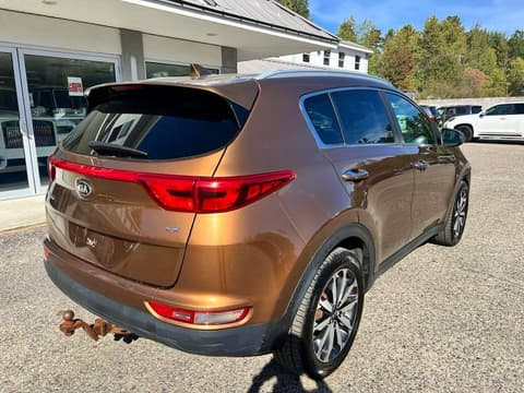 2017 Kia Sportage, VIN KNDPNCAC2H7032557. Zdjęcie 4 z 6 z aukcji Copart. Katalog aut z USA OpenDataCar.