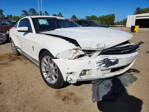 2011 Ford Mustang, VIN 1ZVBP8AM0B5155560. Фото 4 из 6 с аукциона Copart. Каталог авто из США OpenDataCar.