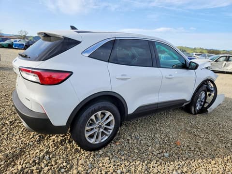 2022 Ford Escape, VIN 1FMCU9BZ4NUA43611. Фото 3 з 6 з аукціону Copart. Каталог авто зі США OpenDataCar.