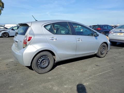 2013 Toyota Prius C, VIN JTDKDTB31D1528071. Фото 3 з 6 з аукціону Copart. Каталог авто зі США OpenDataCar.