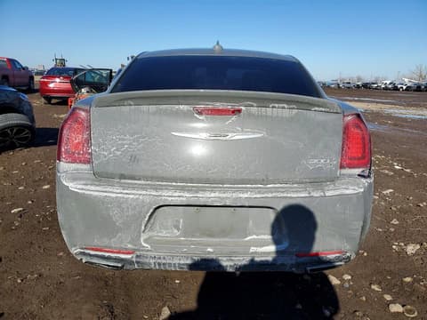 2018 Chrysler 300, VIN 2C3CCABG0JH140412. Фото 6 з 6 з аукціону Copart. Каталог авто зі США OpenDataCar.