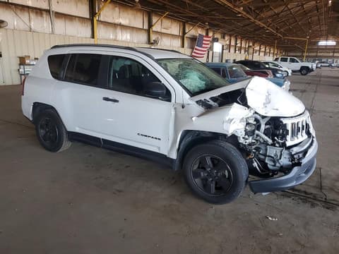 2017 Jeep Compass, VIN 1C4NJCBA8HD119641. Фото 4 из 6 с аукциона Copart. Каталог авто из США OpenDataCar.