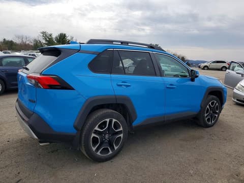 2019 Toyota RAV4, VIN 2T3J1RFVXKW026788. Фото 3 з 6 з аукціону Copart. Каталог авто зі США OpenDataCar.