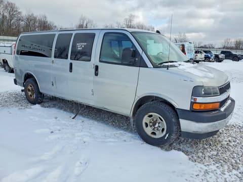 2019 Chevrolet Express 3500, VIN 1GAZGPFG5K1356854. Фото 4 з 6 з аукціону Copart. Каталог авто зі США OpenDataCar.