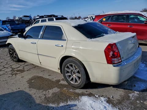 2010 Chrysler 300, VIN 2C3CA6CT9AH114230. Фото 2 з 6 з аукціону Copart. Каталог авто зі США OpenDataCar.