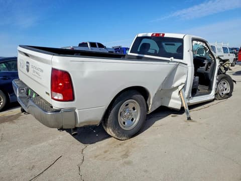 2017 Ram 1500 St, VIN 3C6JR6DG5HG622418. Zdjęcie 3 z 6 z aukcji Copart. Katalog aut z USA OpenDataCar.