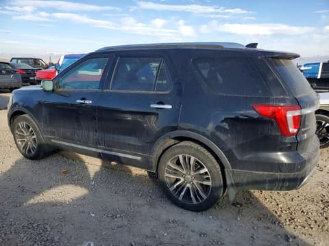 2016 Ford Explorer, VIN 1FM5K8HT6GGB72463. Фото 2 з 6 з аукціону Copart. Каталог авто зі США OpenDataCar.