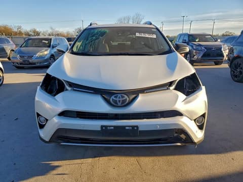 2017 Toyota RAV4, VIN JTMYFREV7HD102233. Фото 5 з 6 з аукціону Copart. Каталог авто зі США OpenDataCar.