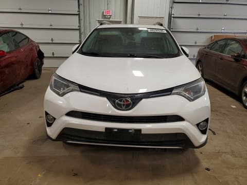 2018 Toyota RAV4, VIN 2T3RFREV1JW855155. Фото 5 з 6 з аукціону Copart. Каталог авто зі США OpenDataCar.