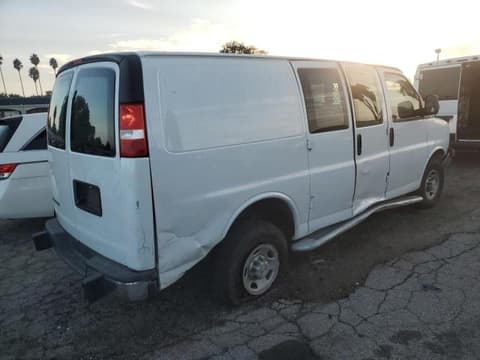 2024 Chevrolet Express 2500, VIN 1GCWGAFP8R1188760. Фото 3 з 6 з аукціону Copart. Каталог авто зі США OpenDataCar.