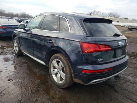 2018 Audi Q5, VIN WA1BNAFY4J2235871. Фото 2 из 6 с аукциона Copart. Каталог авто из США OpenDataCar.