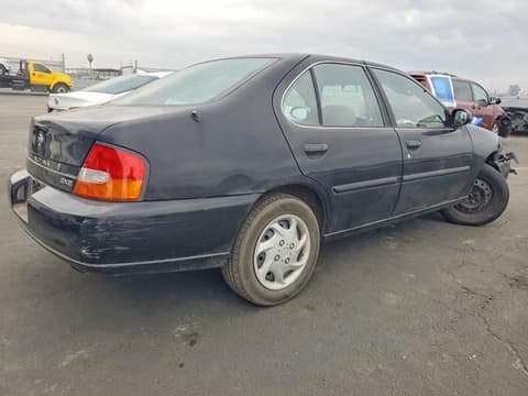 1998 Nissan Altima, VIN 1N4DL01D3WC108927. Photo 3 of 6 from Copart auction. OpenDataCar US salvage catalog.