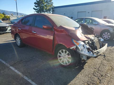 2015 Nissan Versa, VIN 3N1CN7AP1FL807354. Фото 4 з 6 з аукціону Copart. Каталог авто зі США OpenDataCar.