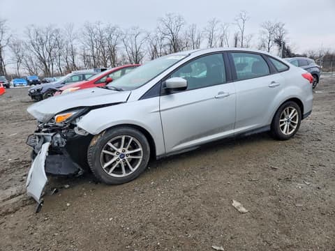 2018 Ford Focus, VIN 1FADP3F21JL212984. Фото 1 из 6 с аукциона Copart. Каталог авто из США OpenDataCar.