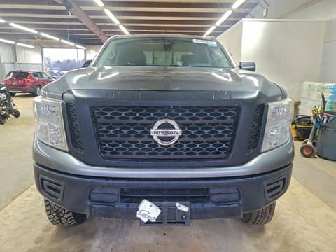 2017 Nissan Titan, VIN 1N6BA1F31HN526226. Фото 5 з 6 з аукціону Copart. Каталог авто зі США OpenDataCar.