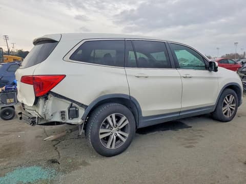 2017 Honda Pilot, VIN 5FNYF5H37HB020997. Фото 3 з 6 з аукціону Copart. Каталог авто зі США OpenDataCar.