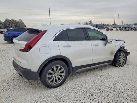 2021 Cadillac XT4, VIN 1GYFZCR40MF056735. Фото 3 з 6 з аукціону Copart. Каталог авто зі США OpenDataCar.