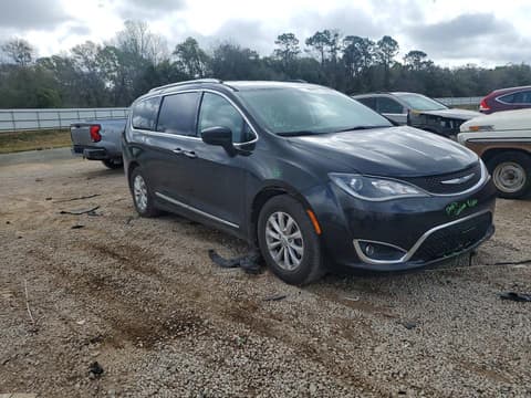 2018 Chrysler Pacifica, VIN 2C4RC1BG1JR128740. Фото 4 з 6 з аукціону Copart. Каталог авто зі США OpenDataCar.