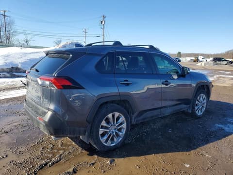 2020 Toyota RAV4, VIN JTMA1RFV9LD528805. Фото 3 из 6 с аукциона Copart. Каталог авто из США OpenDataCar.