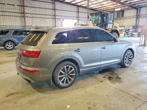 2017 Audi Q7, VIN WA1LAAF73HD019452. Фото 3 з 6 з аукціону Copart. Каталог авто зі США OpenDataCar.