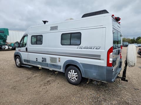 2014 Winnebago Travao59gl, VIN 3C6URVJG4EE111205. Фото 4 з 6 з аукціону Copart. Каталог авто зі США OpenDataCar.