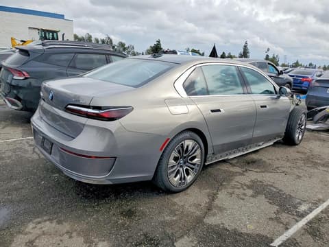 2023 Bmw i7, VIN WBY53EJ0XPCN68336. Фото 3 из 6 с аукциона Copart. Каталог авто из США OpenDataCar.