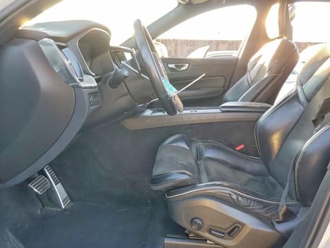 2018 Volvo XC60, VIN YV4BR0DM5J1079718. Фото 6 из 6 с аукциона Copart. Каталог авто из США OpenDataCar.