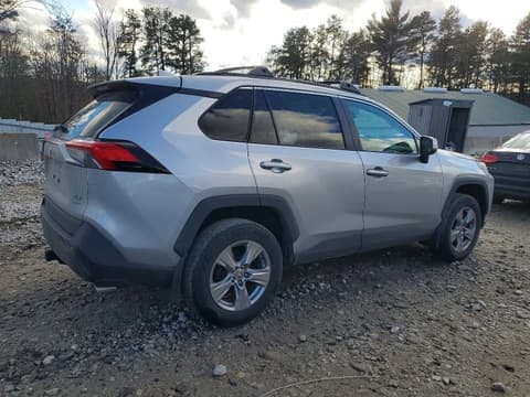 2022 Toyota RAV4, VIN 2T3P1RFV7NW303847. Фото 3 з 6 з аукціону Copart. Каталог авто зі США OpenDataCar.