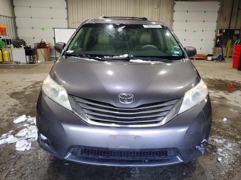 2011 Toyota Sienna, VIN 5TDDK3DC0BS010738. Фото 5 з 6 з аукціону Copart. Каталог авто зі США OpenDataCar.