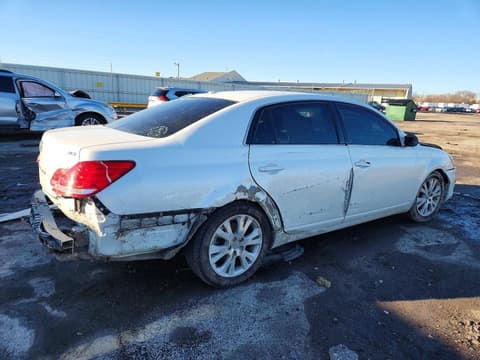 2010 Toyota Avalon, VIN 4T1BK3DB9AU369591. Zdjęcie 3 z 6 z aukcji Copart. Katalog aut z USA OpenDataCar.