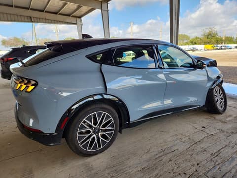 2024 Ford Mustang Mach-E, VIN 3FMTK3R77RMA19787. Фото 3 з 6 з аукціону Copart. Каталог авто зі США OpenDataCar.
