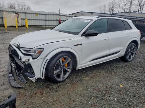 2022 Audi e-tron S, VIN WA1ACBGE3NB040250. Фото 1 з 6 з аукціону Copart. Каталог авто зі США OpenDataCar.