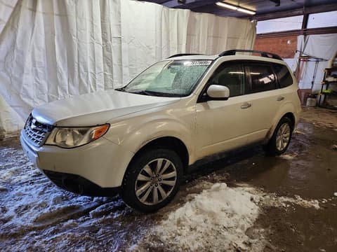 2011 Subaru Forester, VIN JF2SHADC0BH746997. Фото 1 з 6 з аукціону Copart. Каталог авто зі США OpenDataCar.