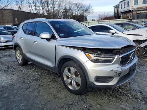 2019 Volvo XC40, VIN YV4AC2HKXK2050132. Фото 4 из 6 с аукциона Copart. Каталог авто из США OpenDataCar.