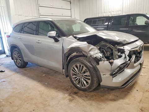 2021 Toyota Highlander, VIN 5TDFZRBH3MS109675. Фото 4 з 6 з аукціону Copart. Каталог авто зі США OpenDataCar.