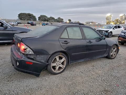 2001 Lexus IS 300, VIN JTHBD182510013495. Zdjęcie 3 z 6 z aukcji Copart. Katalog aut z USA OpenDataCar.