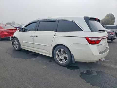 2013 Honda Odyssey, VIN 5FNRL5H97DB074831. Фото 2 з 6 з аукціону Copart. Каталог авто зі США OpenDataCar.