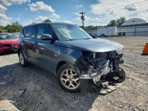 2020 Kia Soul, VIN KNDJ23AU1L7002238. Фото 4 з 6 з аукціону Copart. Каталог авто зі США OpenDataCar.