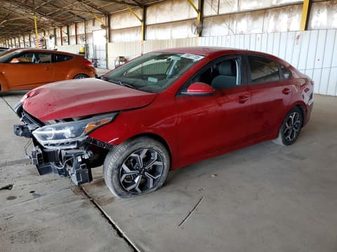 2021 Kia Forte, VIN 3KPF24AD6ME305982. Фото 1 з 6 з аукціону Copart. Каталог авто зі США OpenDataCar.