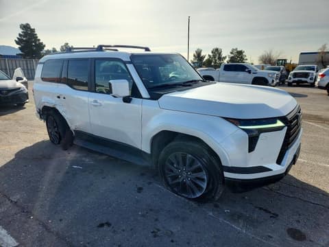 2024 Lexus GX 550, VIN JTJTBCDXXR5005882. Фото 4 з 6 з аукціону Copart. Каталог авто зі США OpenDataCar.