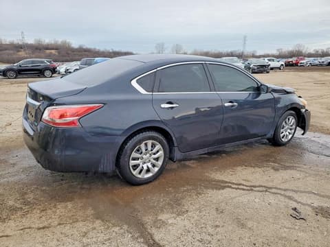 2014 Nissan Altima, VIN 1N4AL3AP7EN335944. Фото 3 з 6 з аукціону Copart. Каталог авто зі США OpenDataCar.