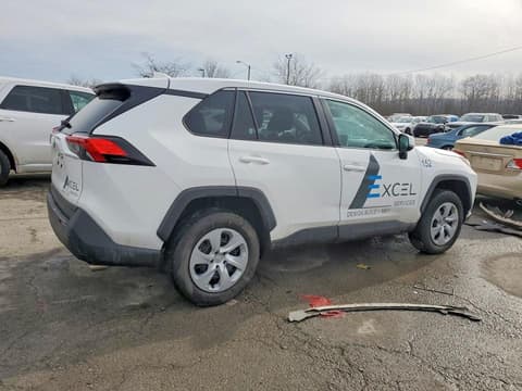 2024 Toyota RAV4, VIN 2T3K1RFV6RW359570. Фото 3 з 6 з аукціону Copart. Каталог авто зі США OpenDataCar.