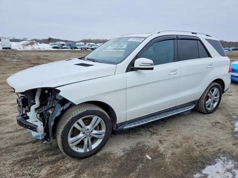 2015 Mercedes-benz ML-Class, VIN 4JGDA5HB5FA567210. Фото 1 з 6 з аукціону Copart. Каталог авто зі США OpenDataCar.