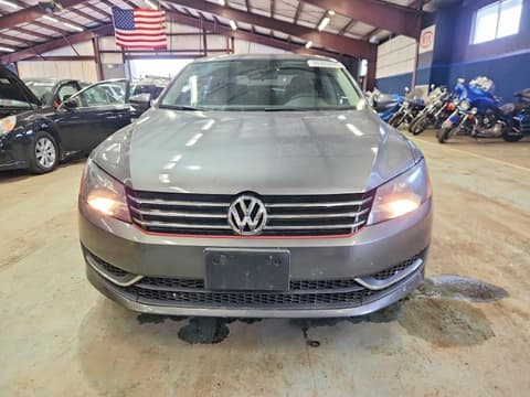 2012 Volkswagen Passat, VIN 1VWAP7A30CC047966. Zdjęcie 5 z 6 z aukcji Copart. Katalog aut z USA OpenDataCar.