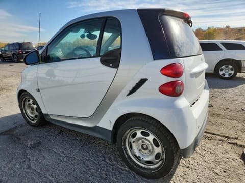 2013 Smart Fortwo, VIN WMEEJ3BA6DK623631. Фото 2 з 6 з аукціону Copart. Каталог авто зі США OpenDataCar.