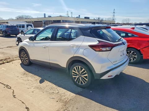 2021 Nissan Kicks, VIN 3N1CP5CV6ML512175. Фото 2 з 6 з аукціону Copart. Каталог авто зі США OpenDataCar.