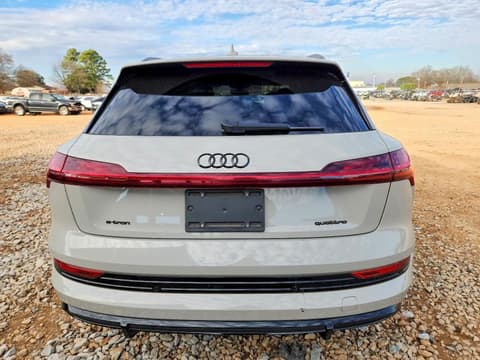 2022 Audi e-tron, VIN WA1VABGE6NB033459. Фото 6 з 6 з аукціону Copart. Каталог авто зі США OpenDataCar.