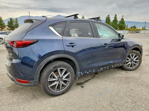 2018 Mazda CX-5, VIN JM3KFADMXJ0301071. Фото 3 з 6 з аукціону Copart. Каталог авто зі США OpenDataCar.